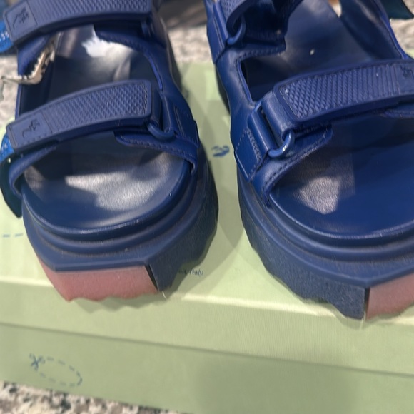 Women Blue Sandals - Picture 7 of 17